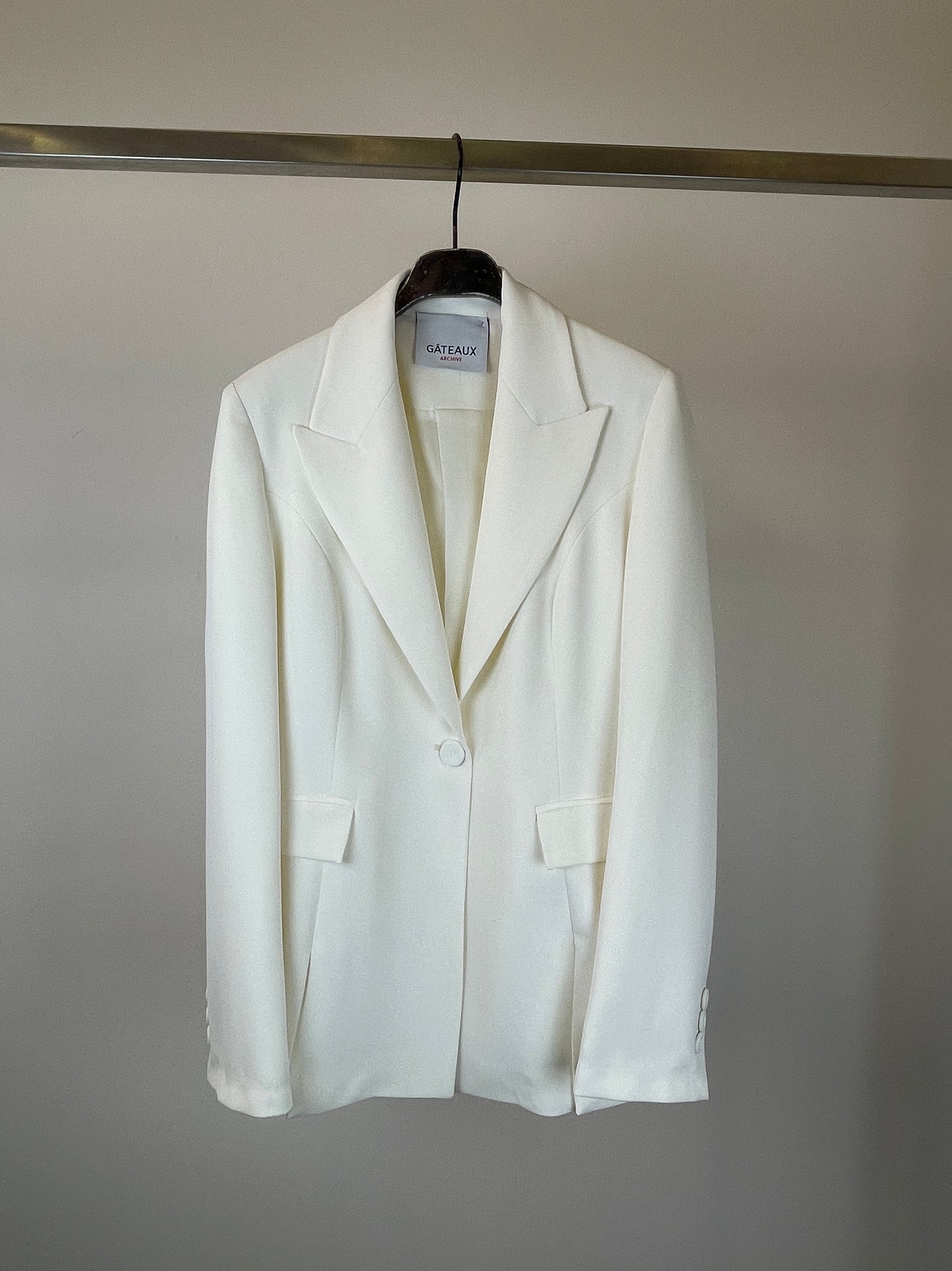 BLAZER MONOPETTO IN TESSUTO FLUIDO