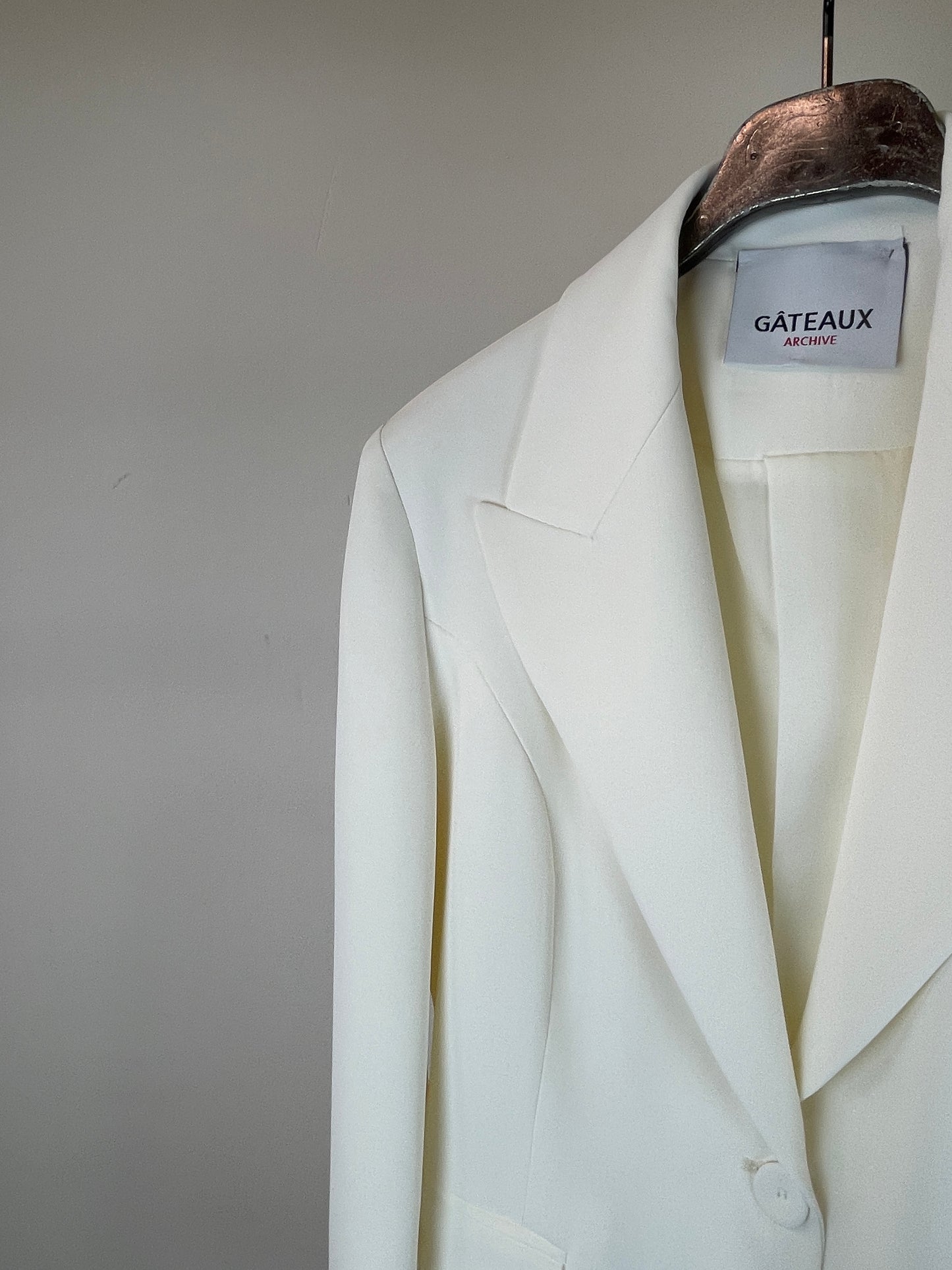 BLAZER MONOPETTO IN TESSUTO FLUIDO