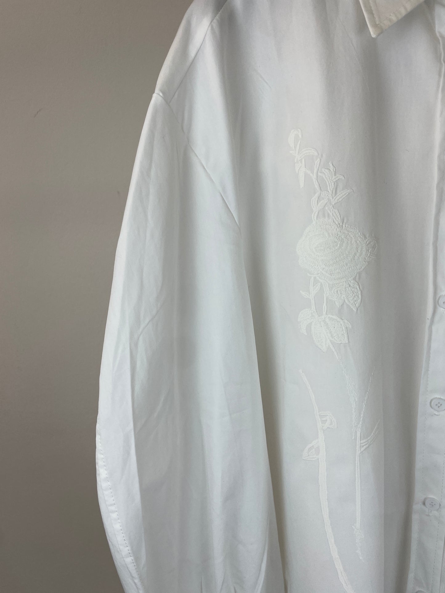 CAMICIA RICAMATA
