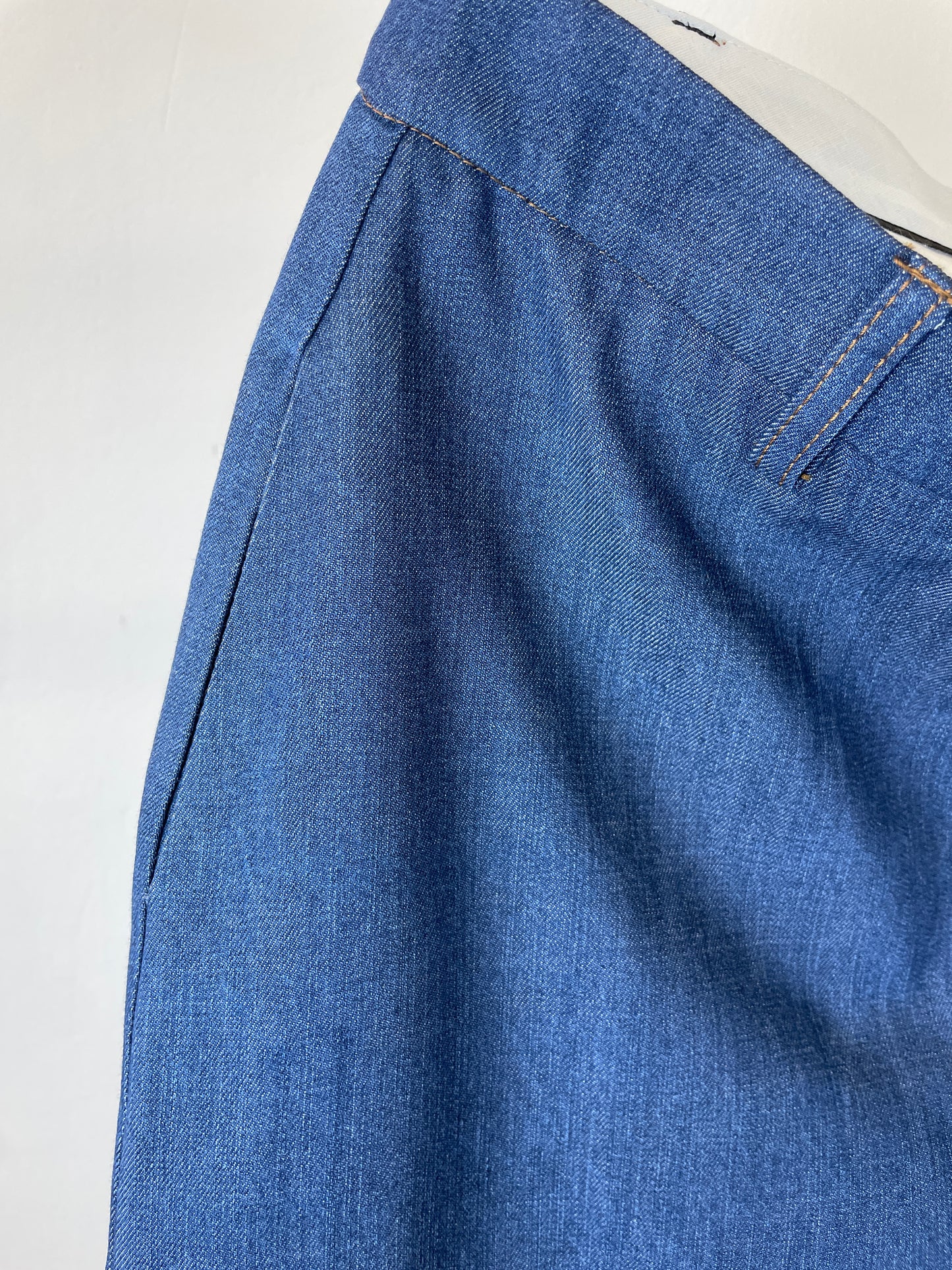 PANTALONE GAMBA LARGA
