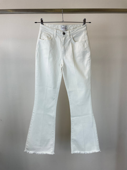 PANTALONE SVASATO SFRANGIATO