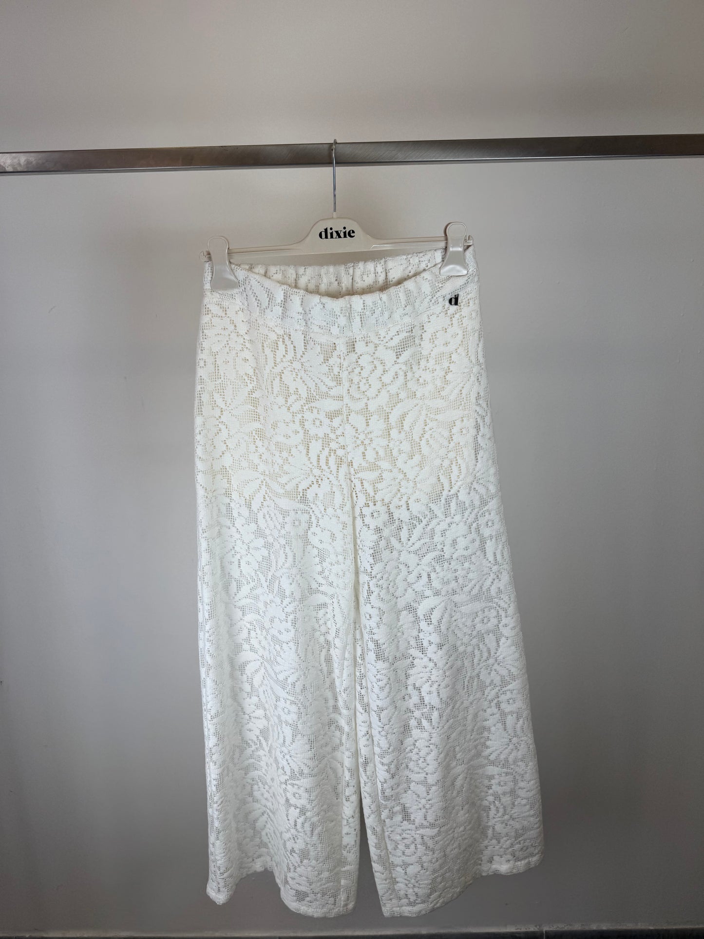 PANTALONE IN PIZZO BIANCO MACRAME'
