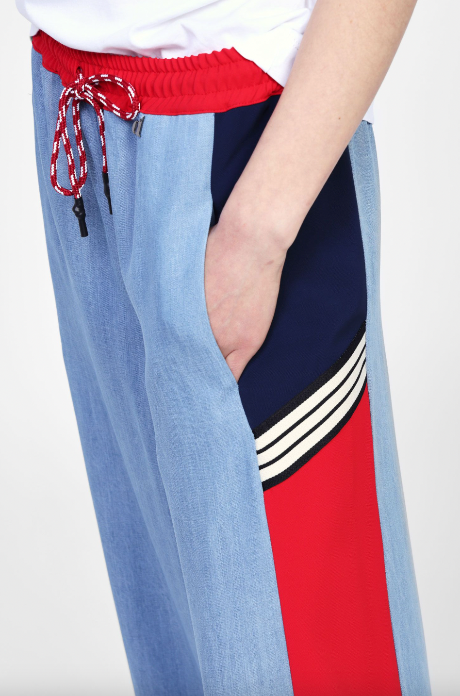 PANTALONI LARGHI CON BANDE LATERALI